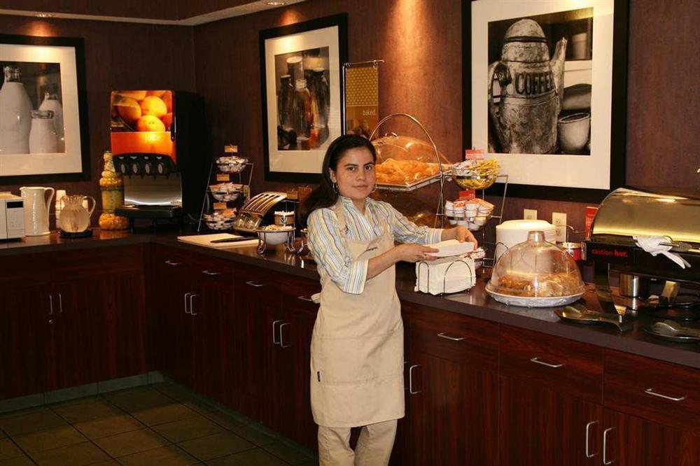 Hampton Inn Flemington Restaurace fotografie